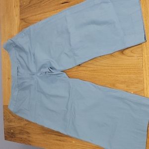 Women's 8 Nine & Company capris
